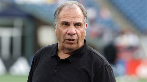 Revolution coach Bruce Arena quits after draw with Minnesota United